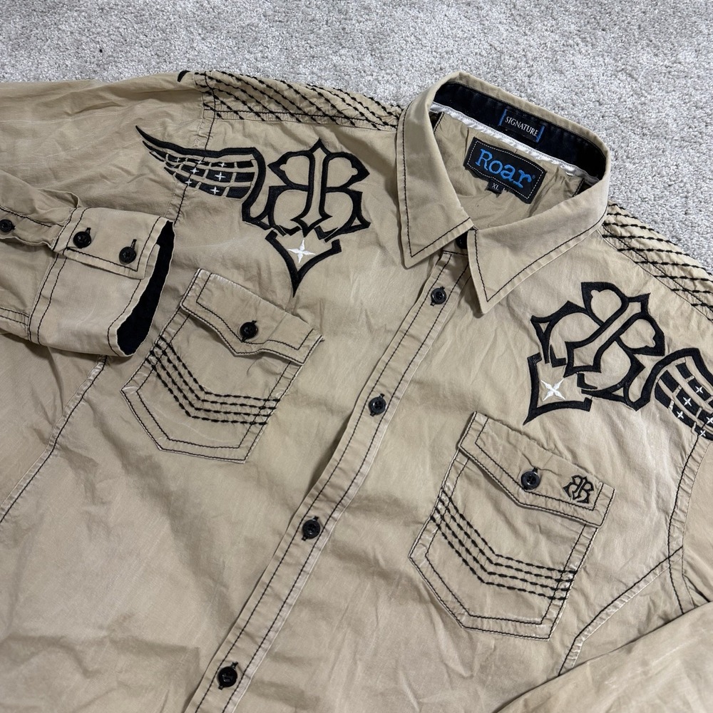 Roar Braking Ground Signature Shirt Mens XL Beige Tan Embroidered Button Pockets